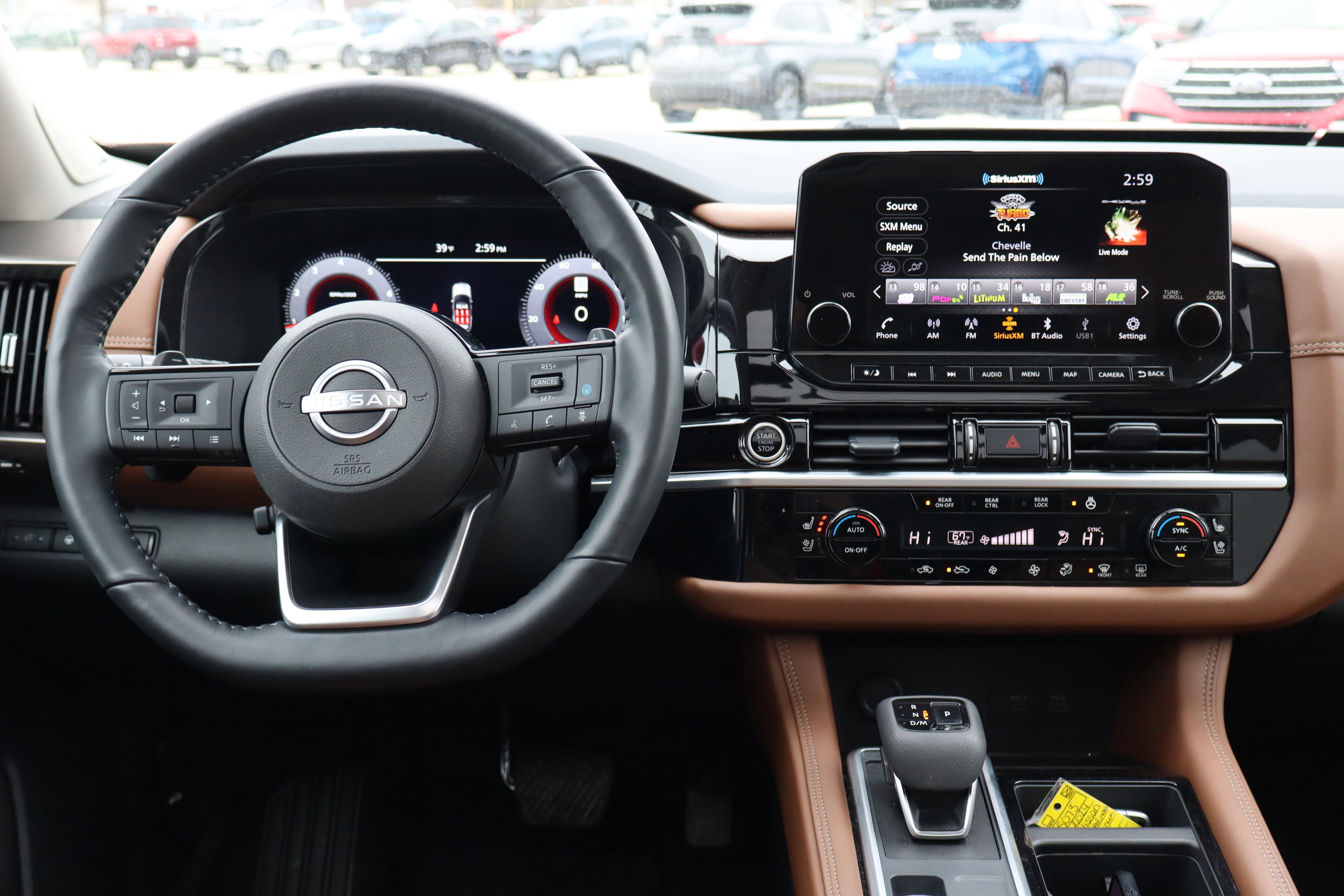 Used 2024 Nissan Pathfinder Platinum w/ Cargo Package image 16