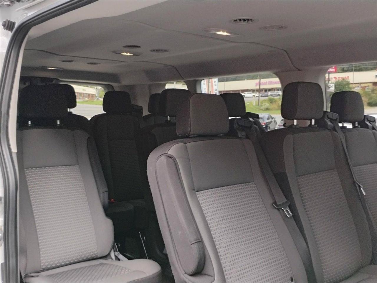 Used 2024 Ford Transit 350 XLT RWD image 12