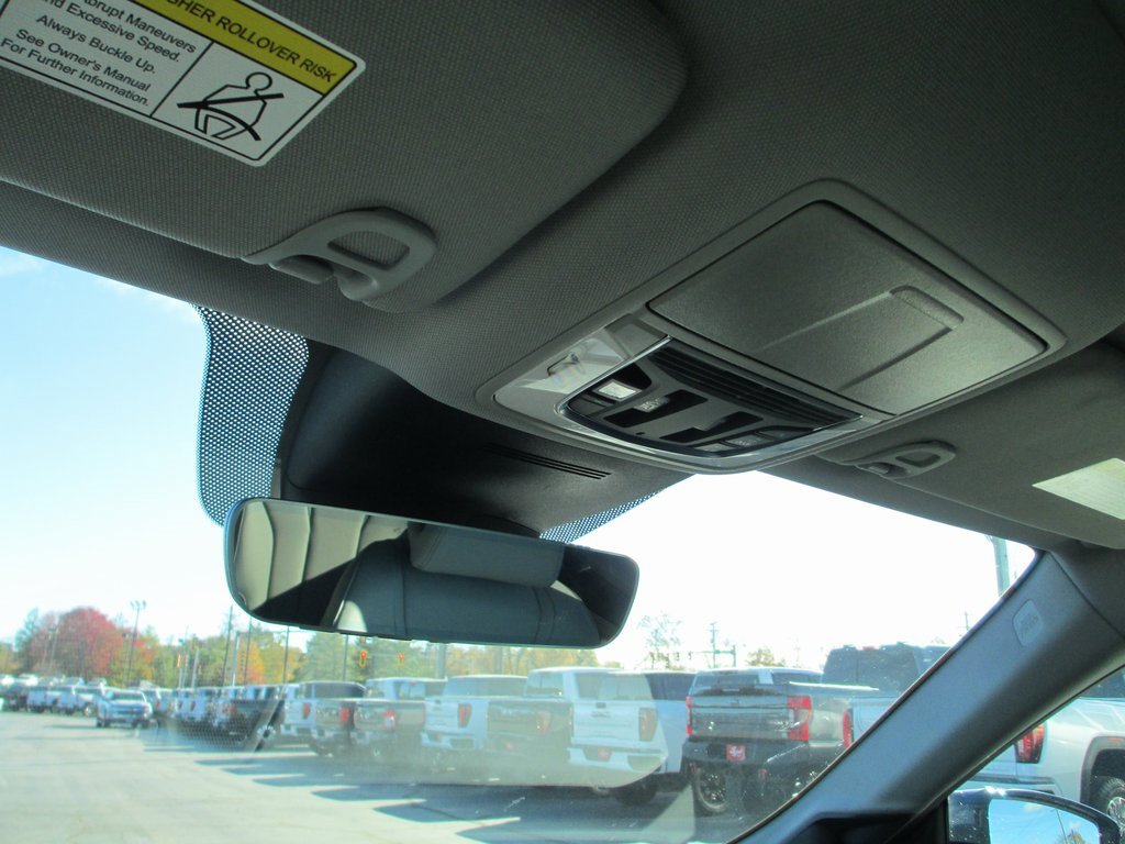 Used 2025 Acura MDX w/ Technology Package image 29