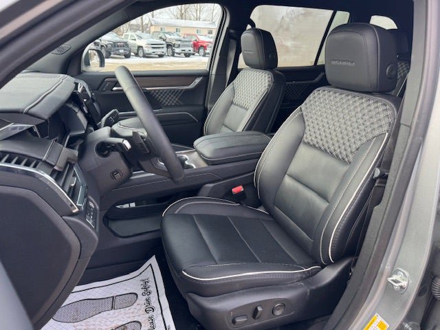 Used 2024 GMC Acadia Denali w/ LPO, Floor Liner Package image 11