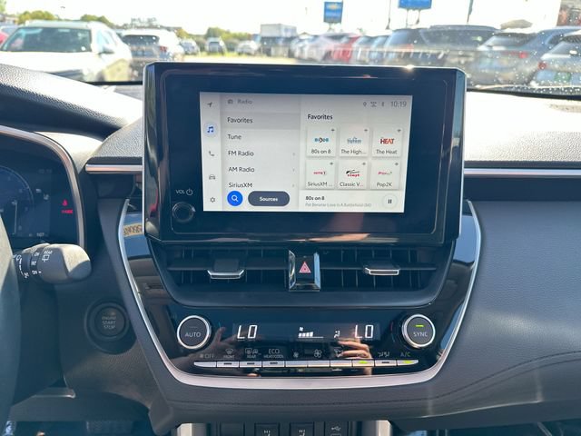Used 2025 Toyota Corolla Cross XLE w/ Convenience Package AWD/4WD image 16