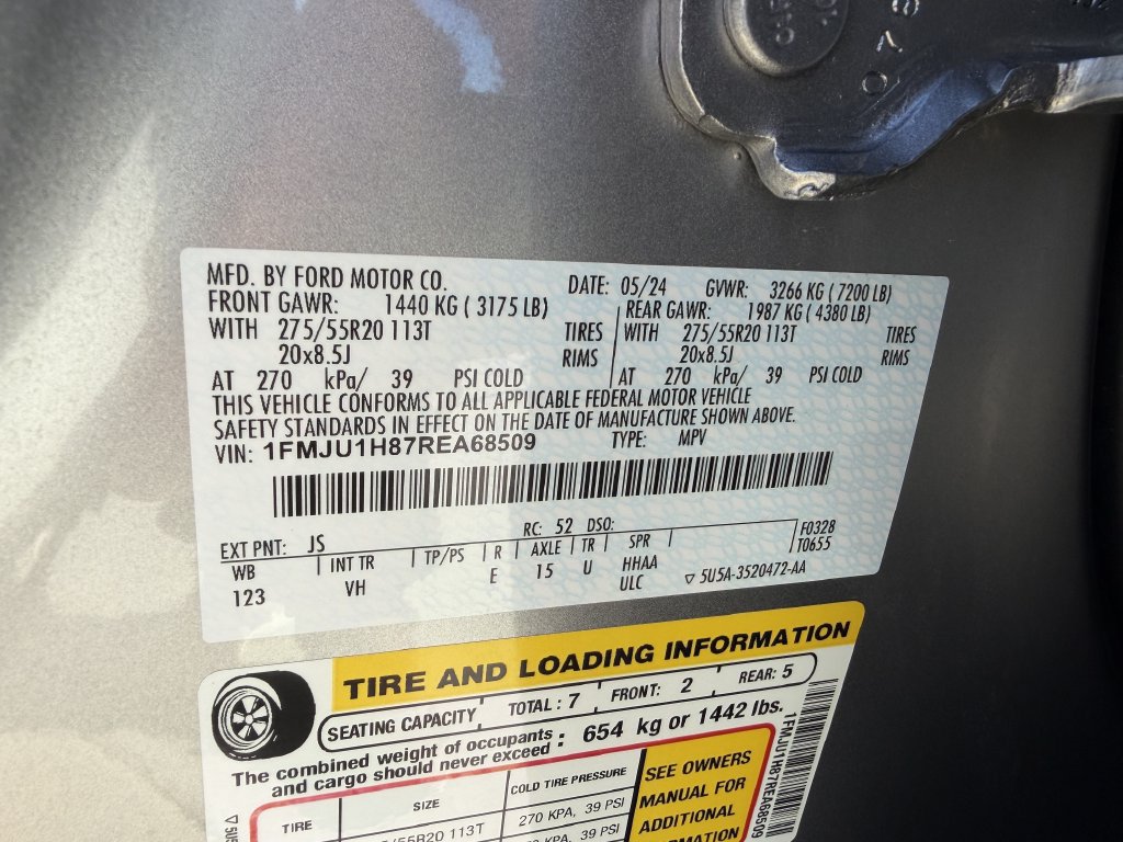 Used 2024 Ford Expedition XLT RWD image 28