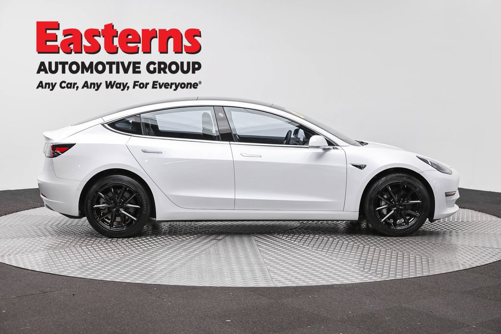 Used 2019 Tesla Model 3 Standard Range Plus RWD image 4