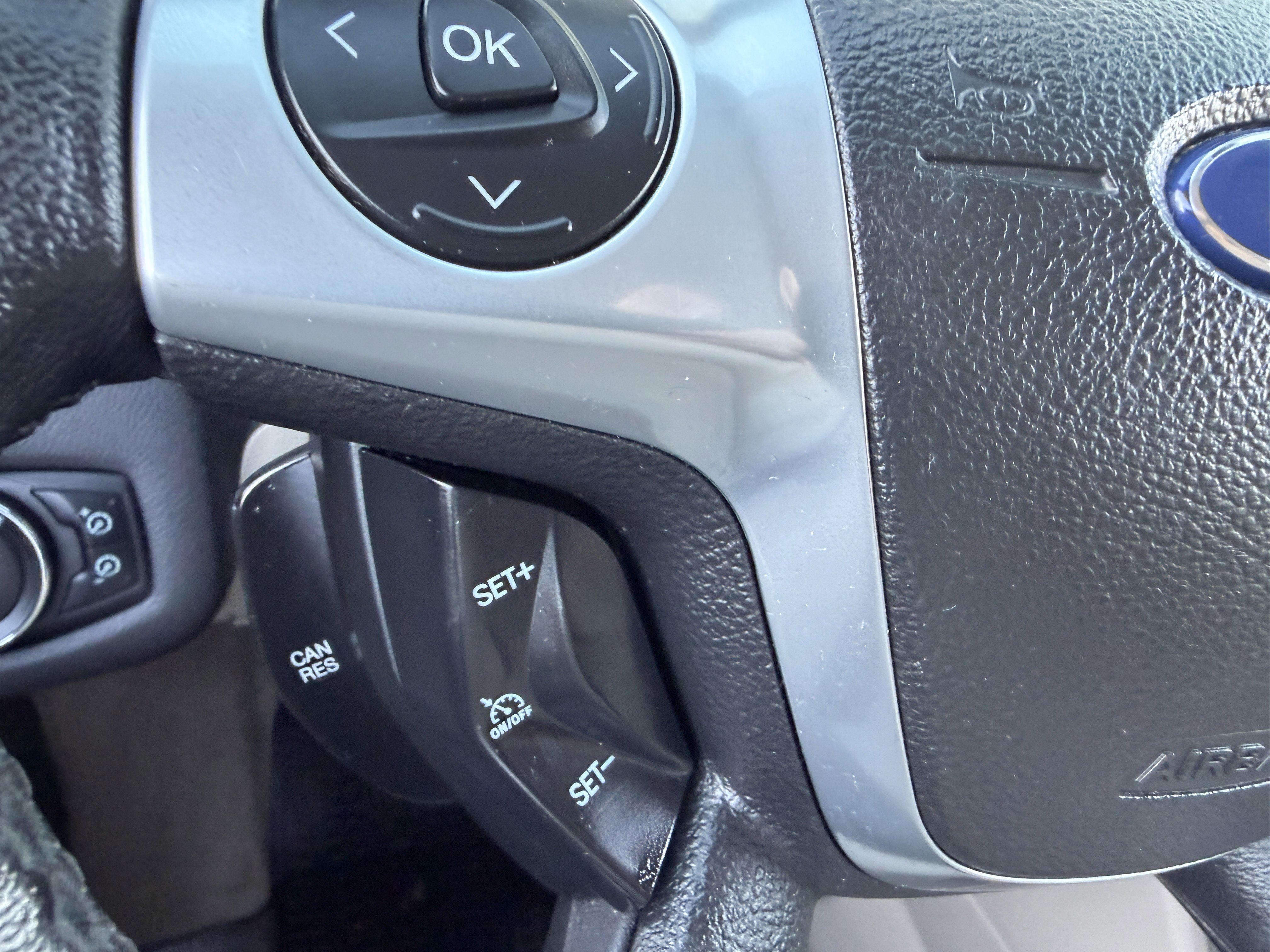 Used 2013 Ford Escape SEL image 28