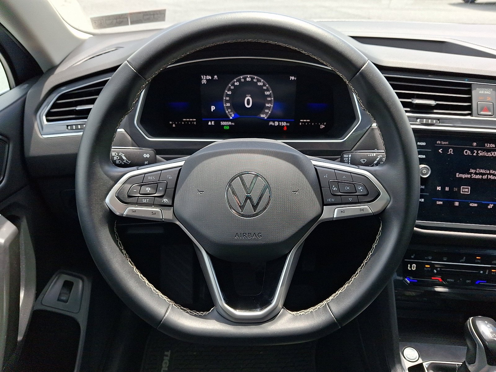 Used 2022 Volkswagen Tiguan SE AWD/4WD image 21