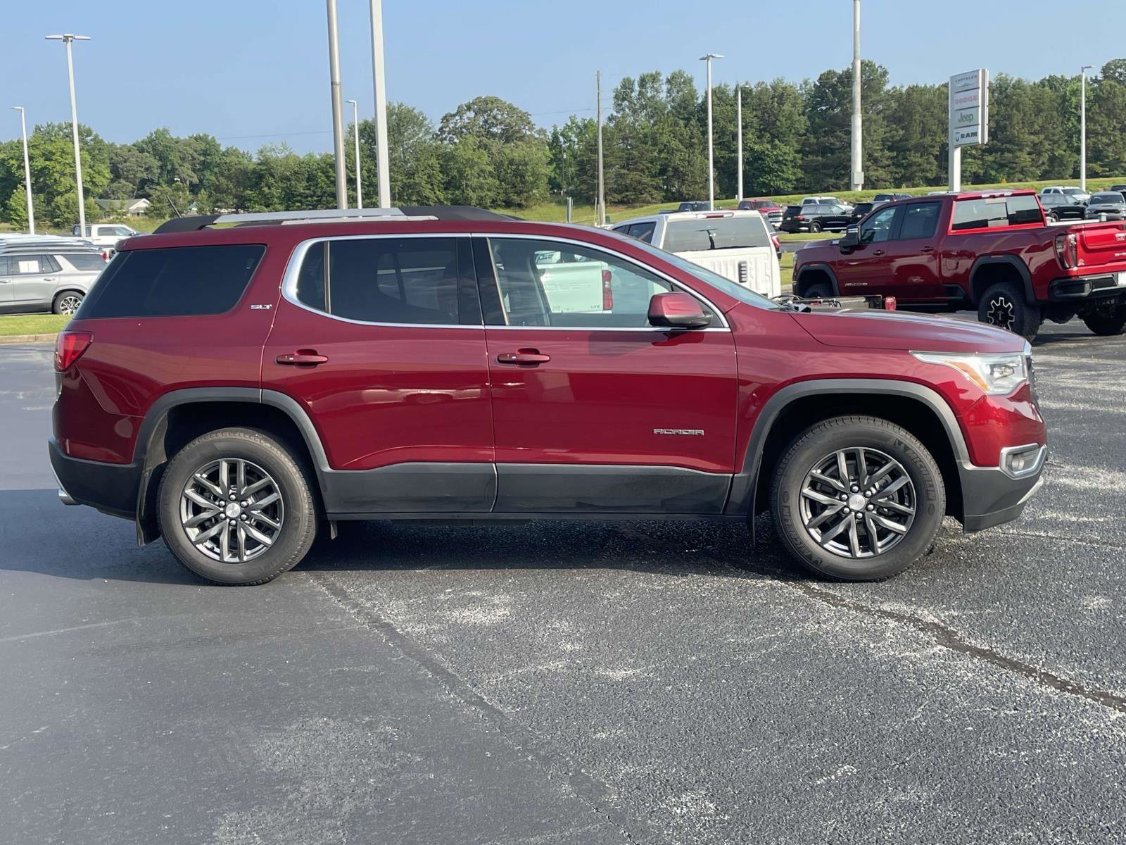 Used 2018 GMC Acadia SLT image 14