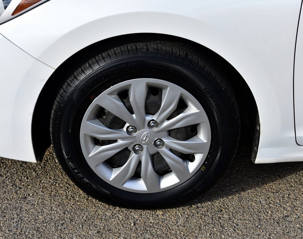 Used 2020 Hyundai Accent SE image 6