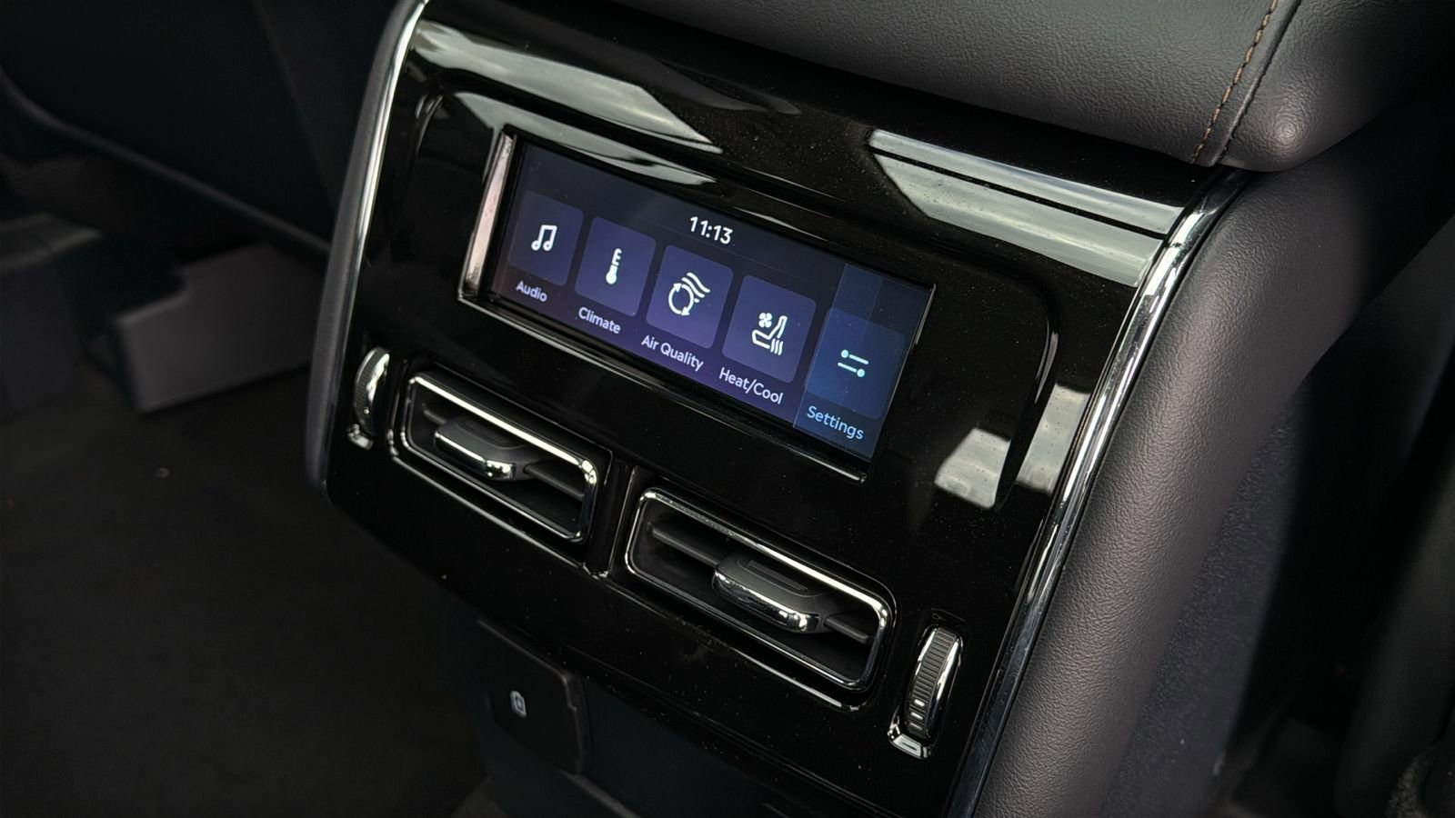 New 2026 Lincoln Aviator Reserve AWD/4WD image 13