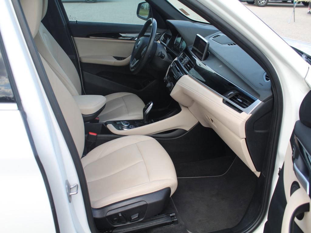 Used 2021 BMW X1 sDrive28i w/ Convenience Package image 14