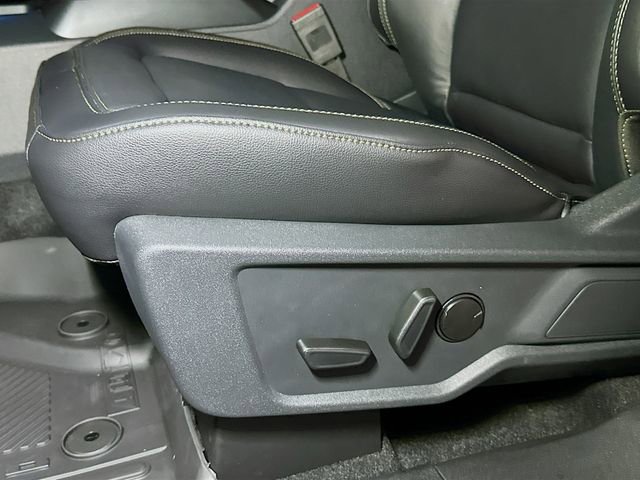 New 2025 Ford Bronco Badlands image 8