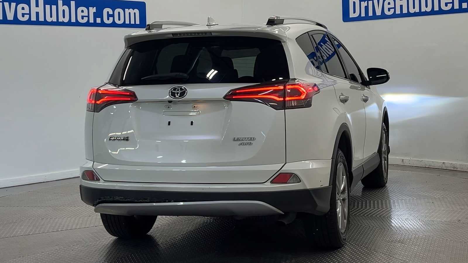 Used 2018 Toyota RAV4 Limited w/ All Weather Liner Package AWD/4WD image 7