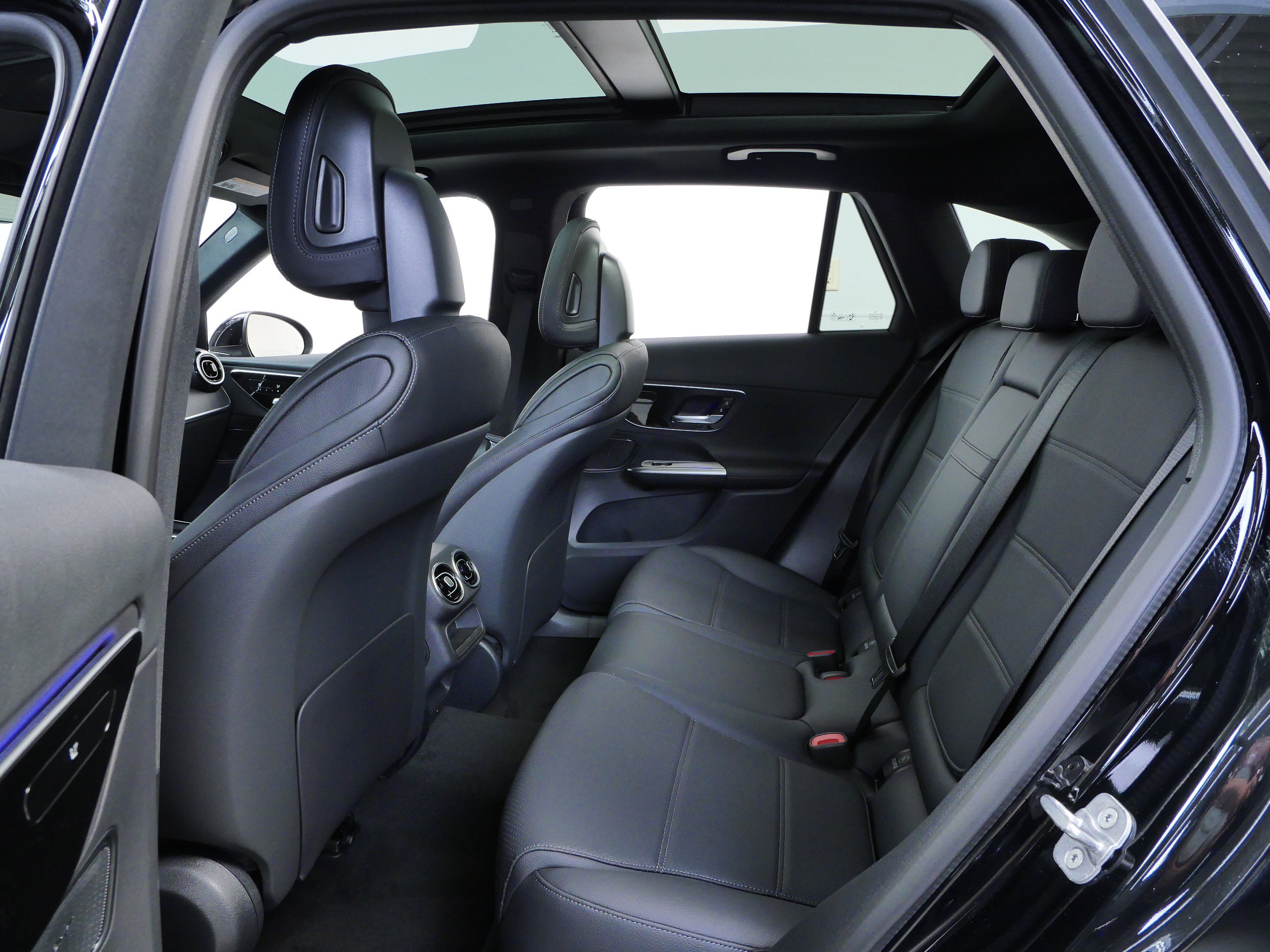 New 2026 Mercedes-Benz GLC 300 4MATIC image 8