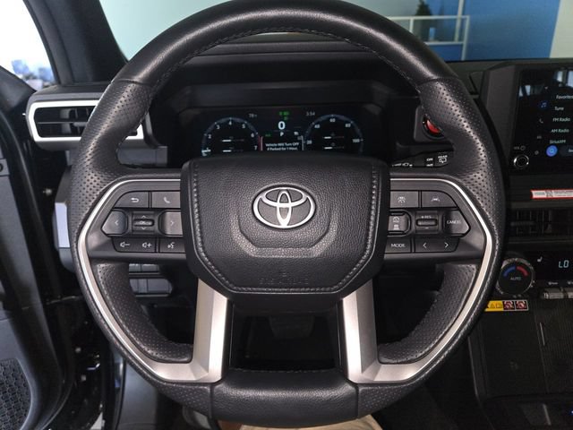 Used 2025 Toyota 4Runner TRD Off-Road AWD/4WD image 14
