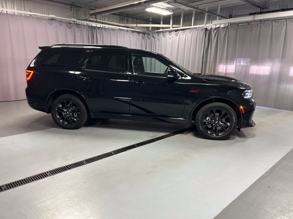 Used 2025 Dodge Durango GT AWD/4WD image 8