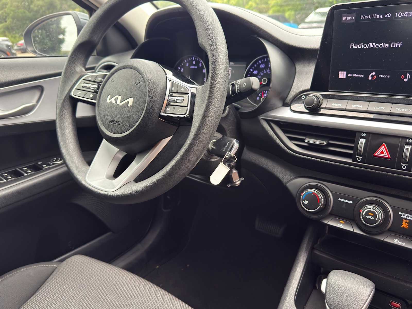 Certified 2024 Kia Forte LXS w/ LXS Technology Package FWD image 32