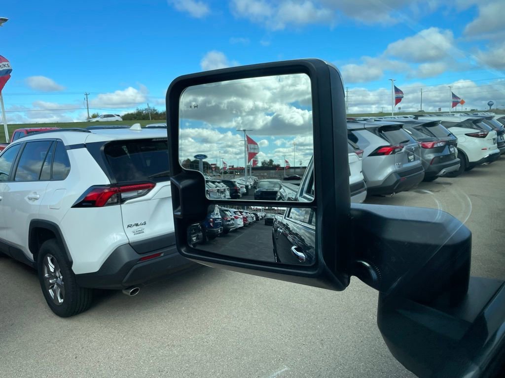 Used 2022 GMC Sierra 2500 Denali image 37