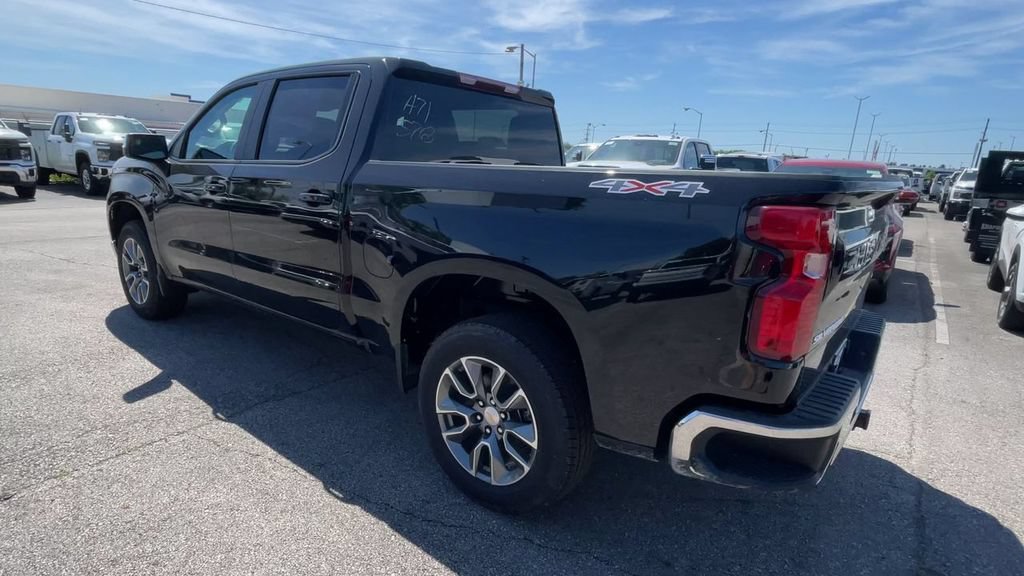 New 2026 Chevrolet Silverado 1500 LT AWD/4WD image 8