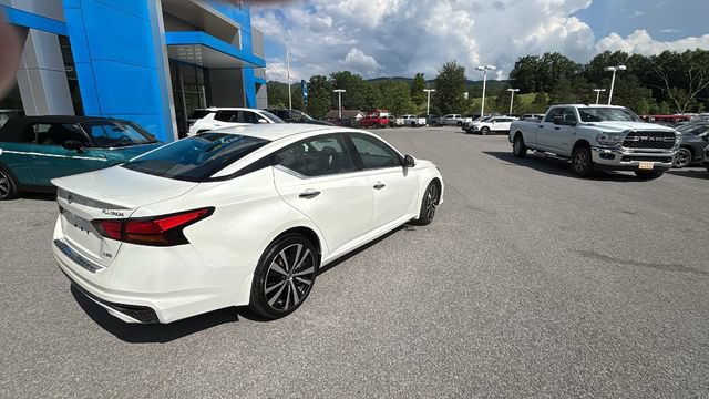 Used 2019 Nissan Altima 2.5 Platinum AWD/4WD image 4