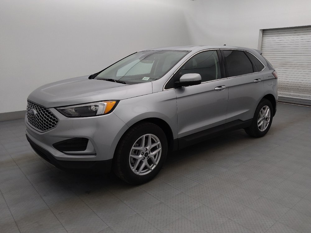 Used 2024 Ford Edge SEL image 2