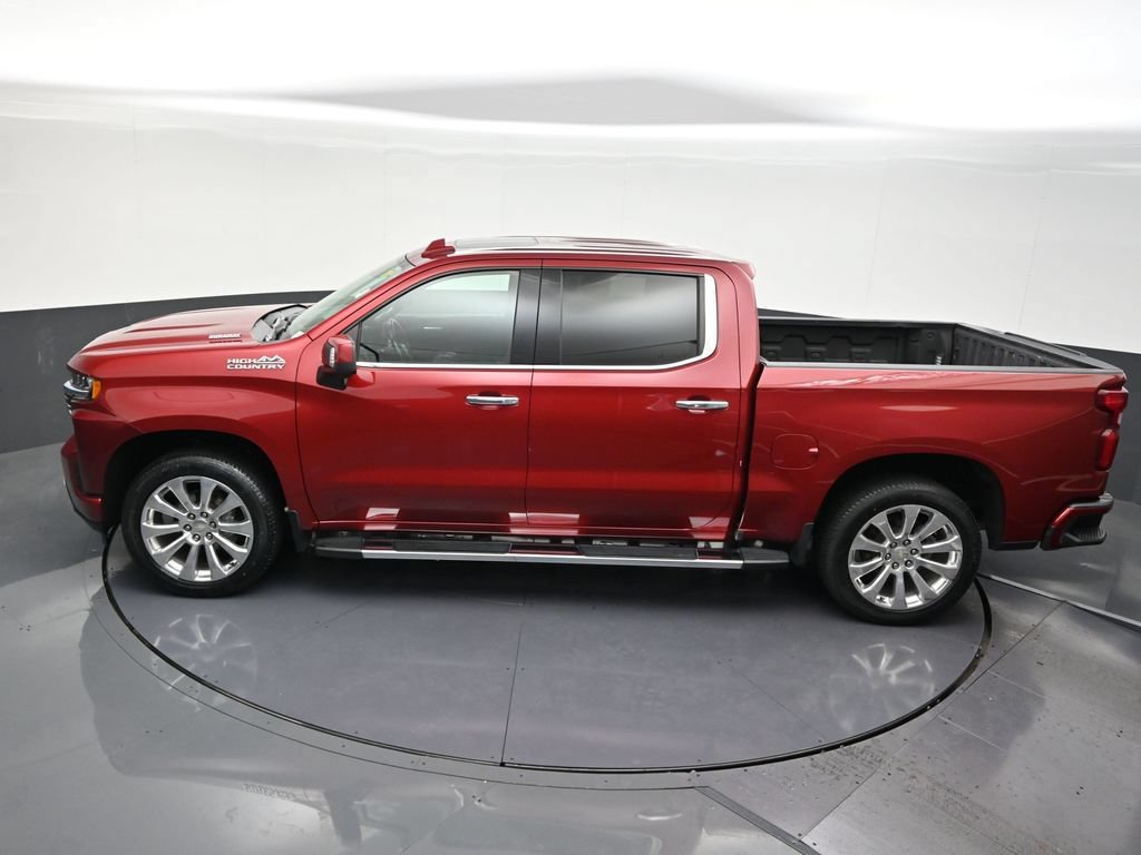 Used 2020 Chevrolet Silverado 1500 High Country w/ Technology Package AWD/4WD image 16