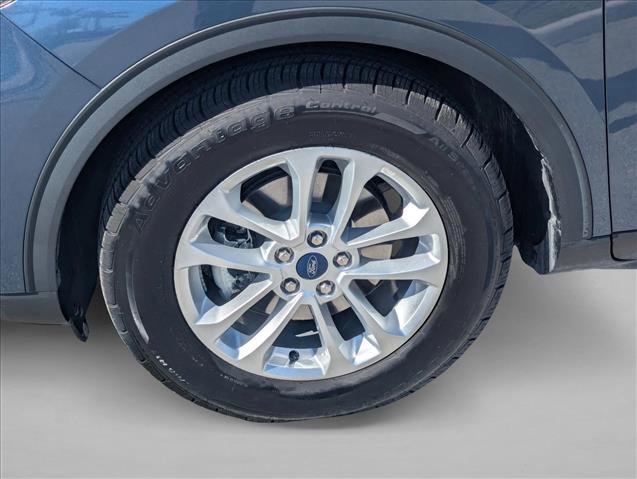 Used 2020 Ford Escape SE image 23