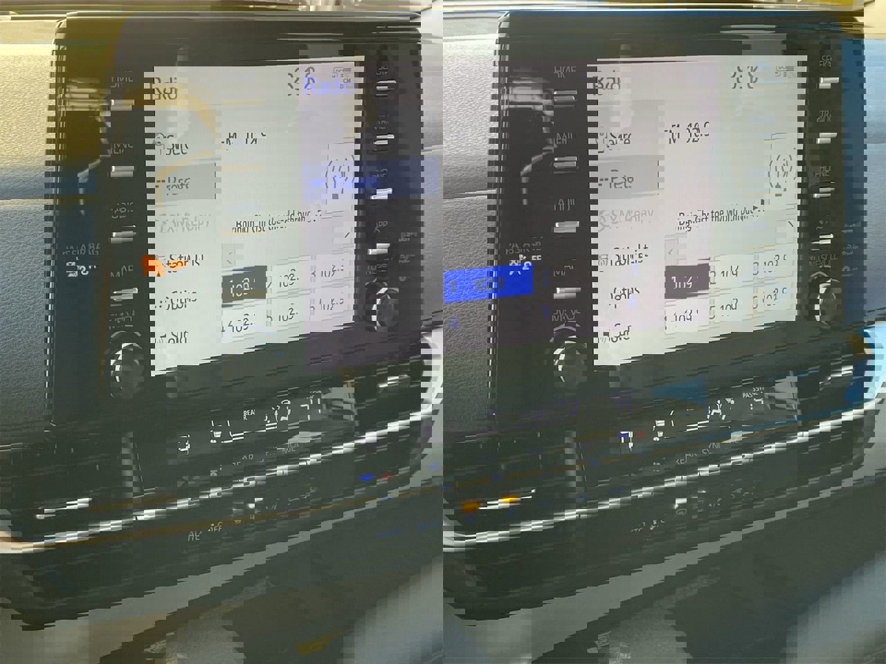 Used 2023 Toyota Sienna LE image 23