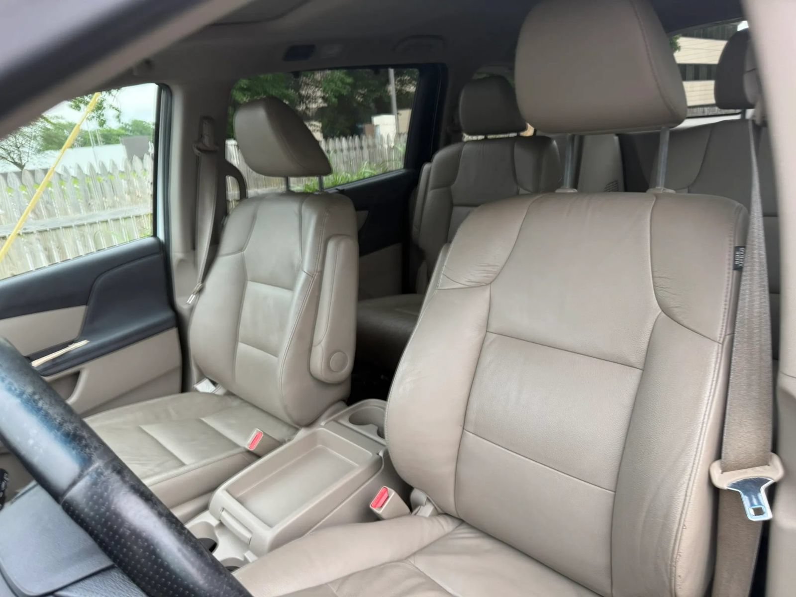 Used 2011 Honda Odyssey EX-L image 11