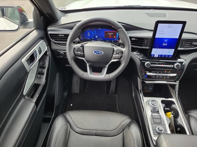 Certified 2024 Ford Explorer ST w/ Equipment Group 401A AWD/4WD image 32