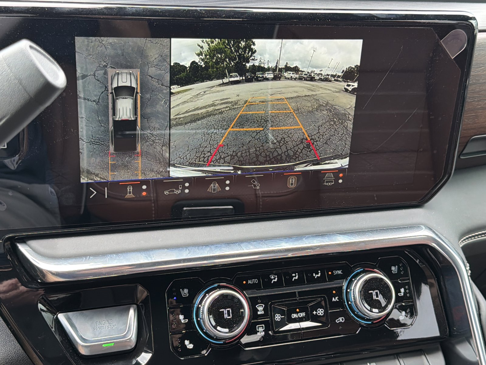 New 2026 GMC Sierra 3500 Denali Ultimate AWD/4WD image 25