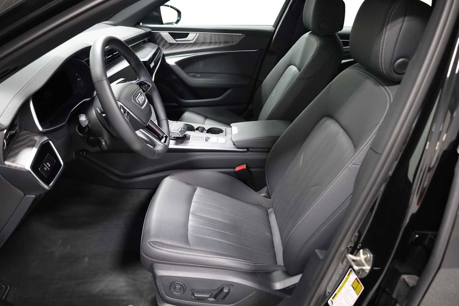 Certified 2025 Audi A6 Premium Plus image 5