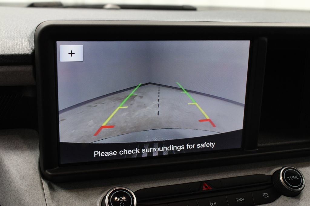 Used 2024 Ford Maverick XLT FWD image 3