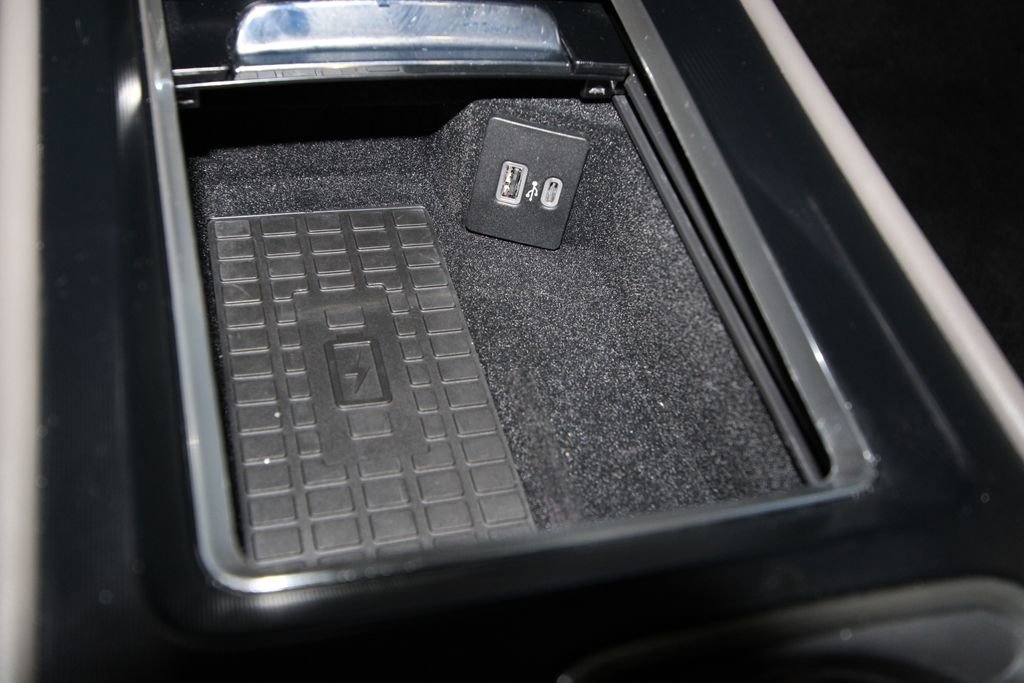 Used 2024 Lincoln Corsair Grand Touring w/ Equipment Group 301A image 19