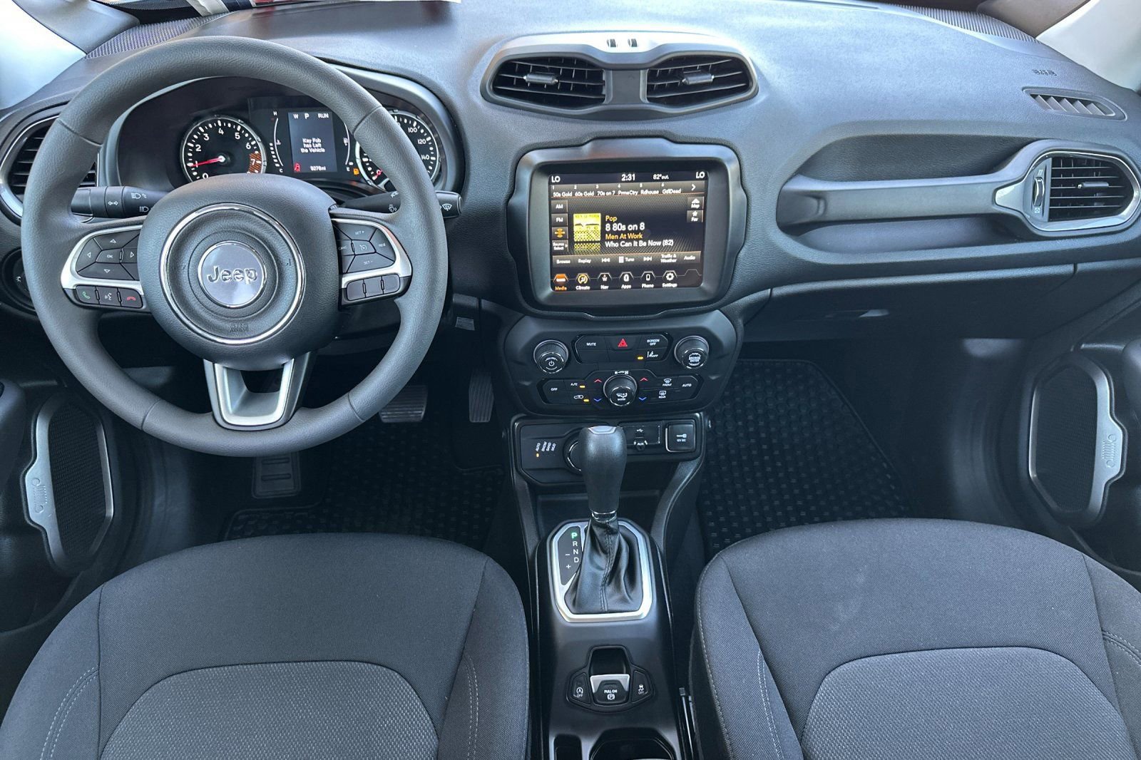 Used 2023 Jeep Renegade Latitude image 14