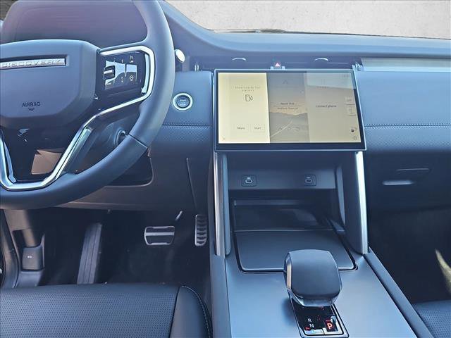 Used 2025 Land Rover Discovery Sport Dynamic SE image 23
