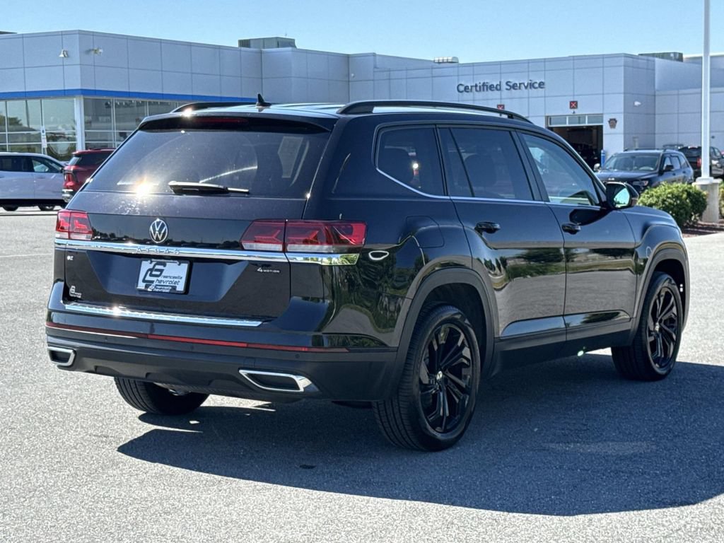 Used 2023 Volkswagen Atlas SE w/ Black Wheel Package AWD/4WD image 25