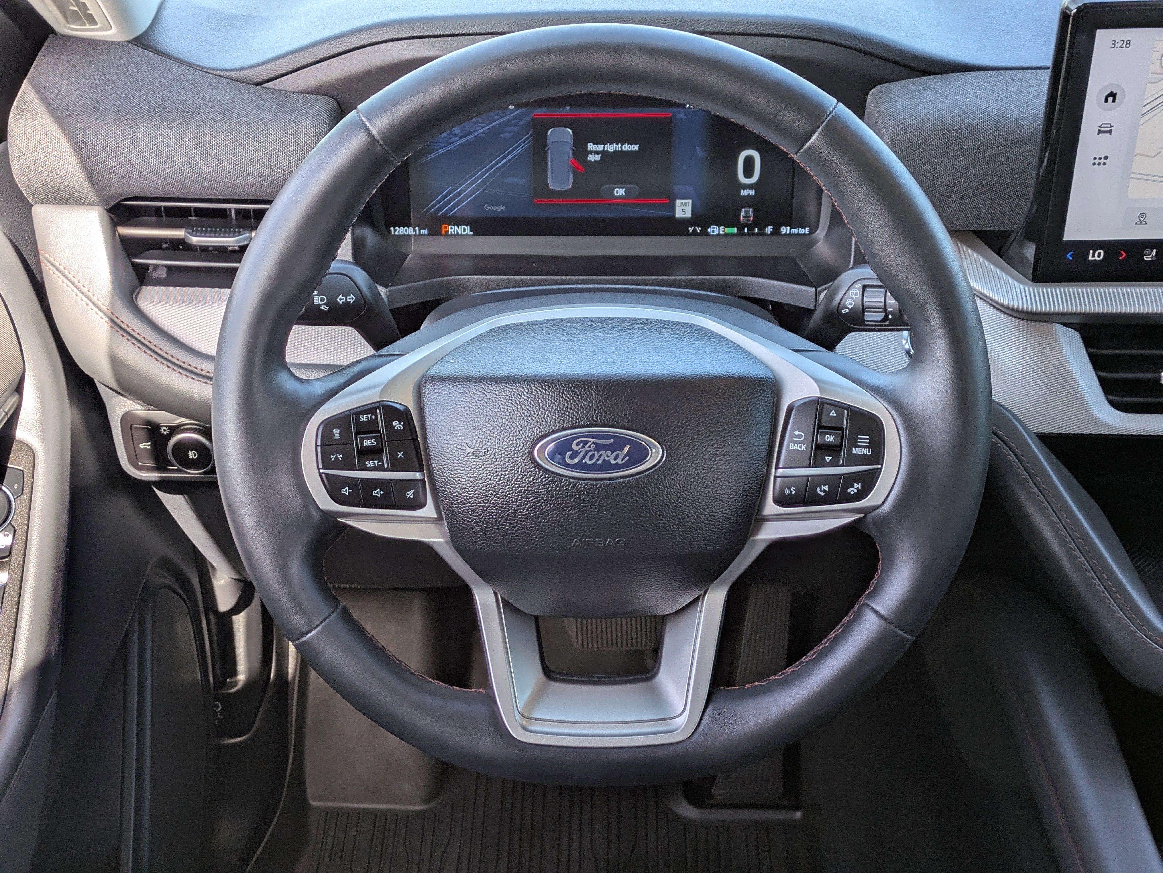 Used 2025 Ford Explorer Active w/ Active Comfort Package RWD image 22
