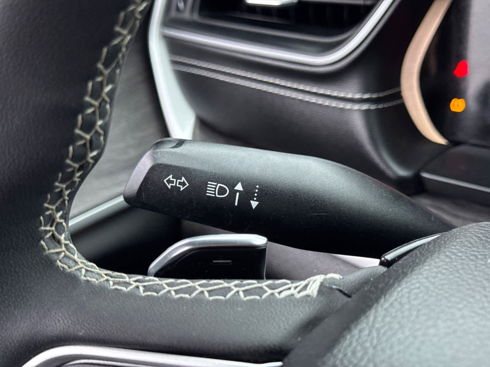 Used 2023 Jeep Grand Cherokee Limited w/ Trailer Tow Prep Group (B) image 19