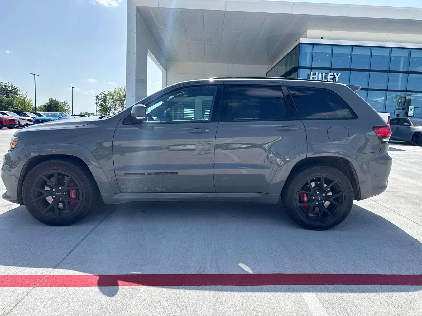 Used 2020 Jeep Grand Cherokee SRT w/ Trailer Tow Group IV AWD/4WD image 2