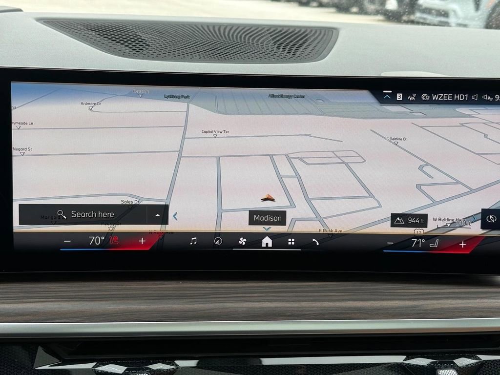 New 2026 BMW X7 xDrive40i w/ M Sport Package image 17