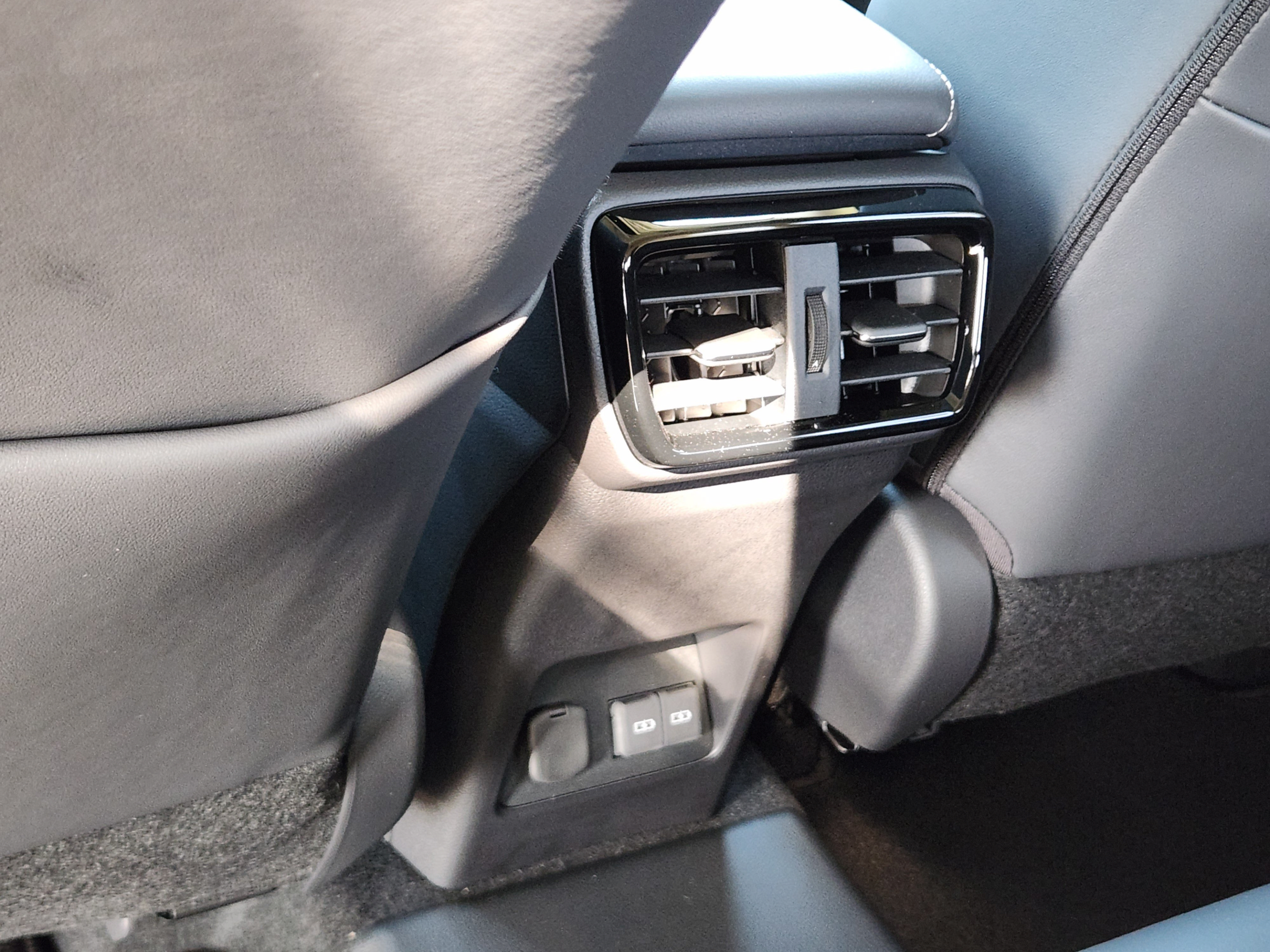 New 2026 Lexus NX 450h+ AWD w/ Accessory Package (Z1) image 17