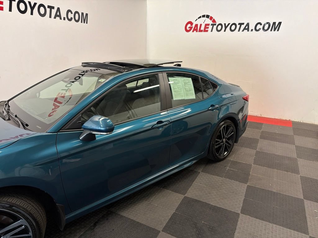 Used 2025 Toyota Camry XSE w/ Premium Package AWD/4WD image 8