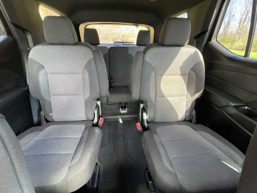 Certified 2023 Chevrolet Traverse LT w/ LPO, Floor Liner Package AWD/4WD image 15