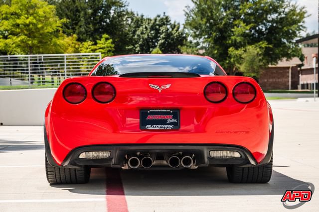 Used 2013 Chevrolet Corvette Z06 w/ 3LZ Preferred Equipment Group RWD image 17
