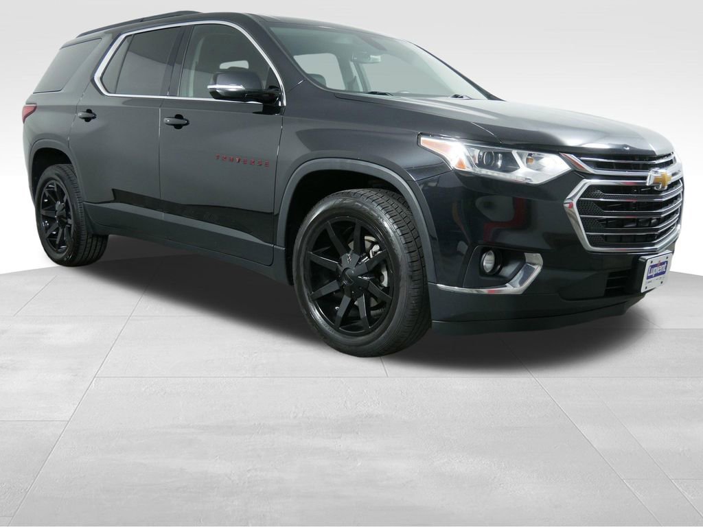 Used 2019 Chevrolet Traverse LT w/ LT Premium Package AWD/4WD image 2
