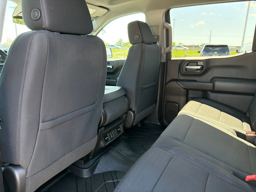 Used 2025 Chevrolet Silverado 1500 Custom AWD/4WD image 13