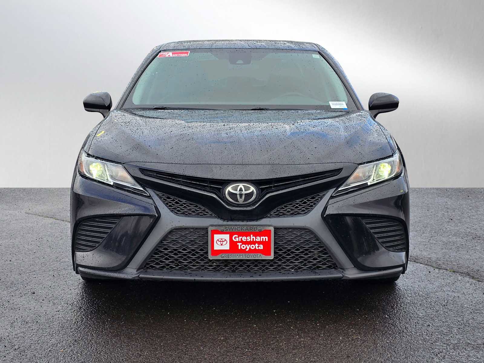 Used 2020 Toyota Camry SE image 9
