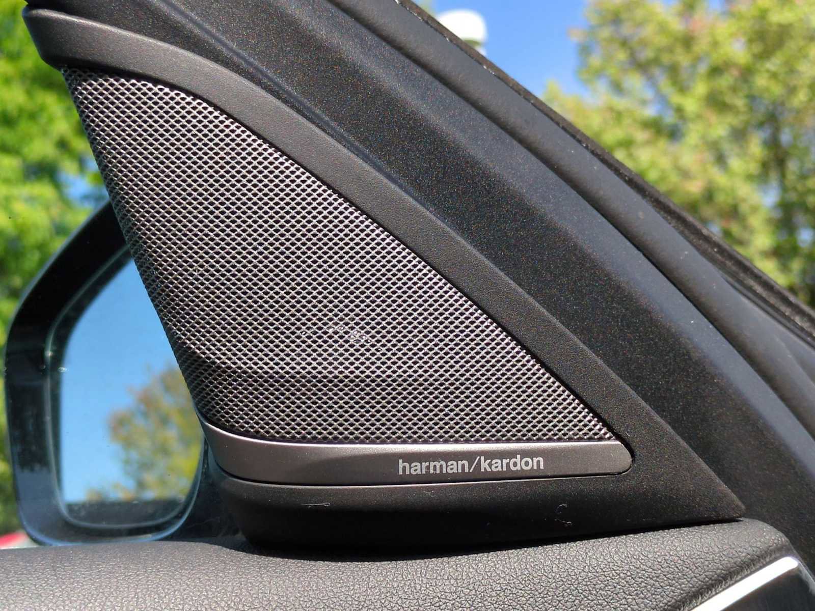 Used 2021 BMW 530i xDrive w/ Premium Package image 32