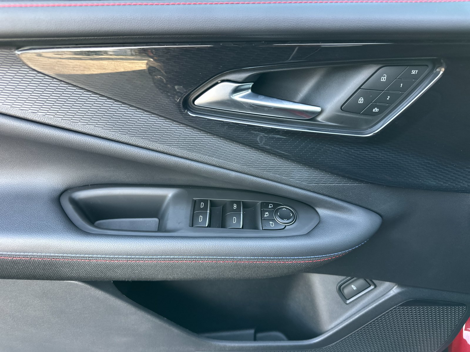 New 2026 Chevrolet Blazer EV RS AWD/4WD image 11
