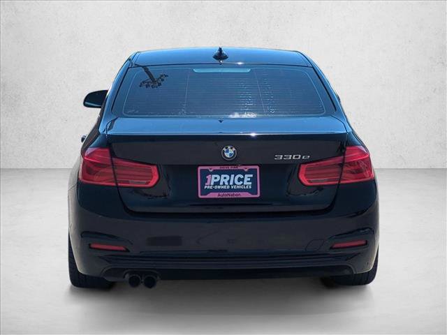 Used 2018 BMW 330e w/ Convenience Package RWD image 7