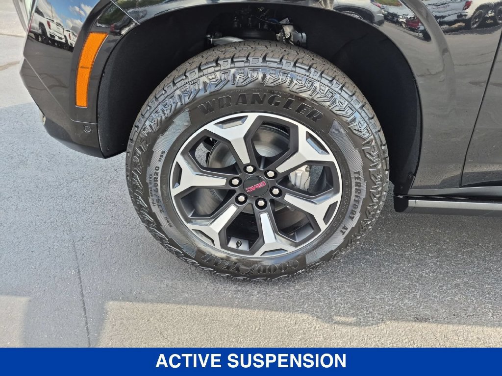 New 2027 GMC Yukon AT4 Ultimate AWD/4WD image 10
